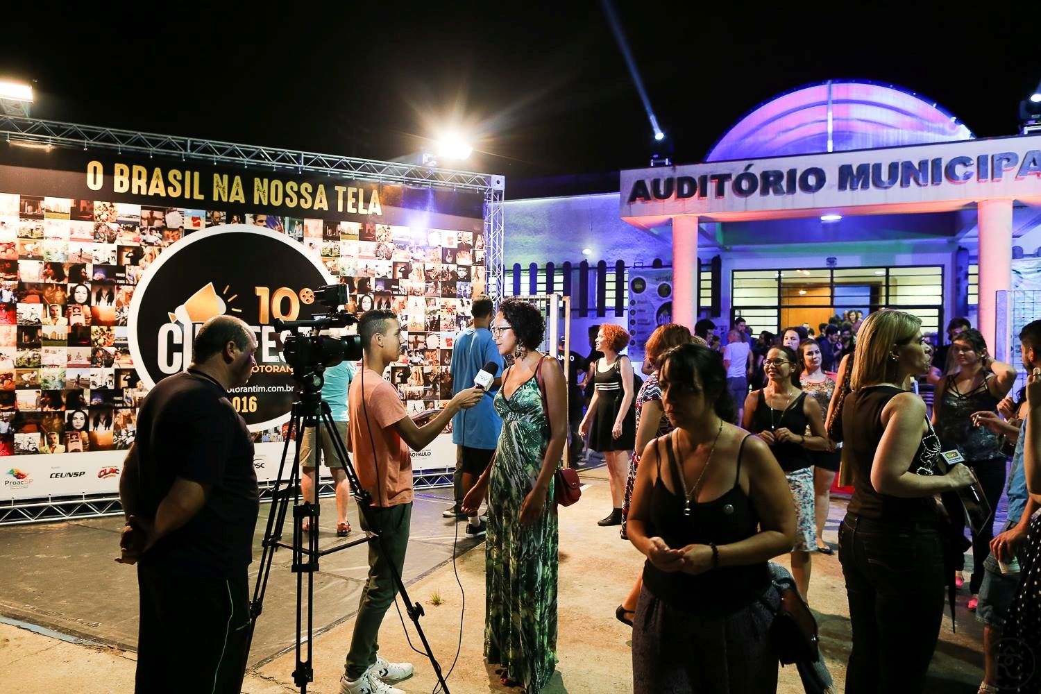 Fachada TEatro e Backdrop