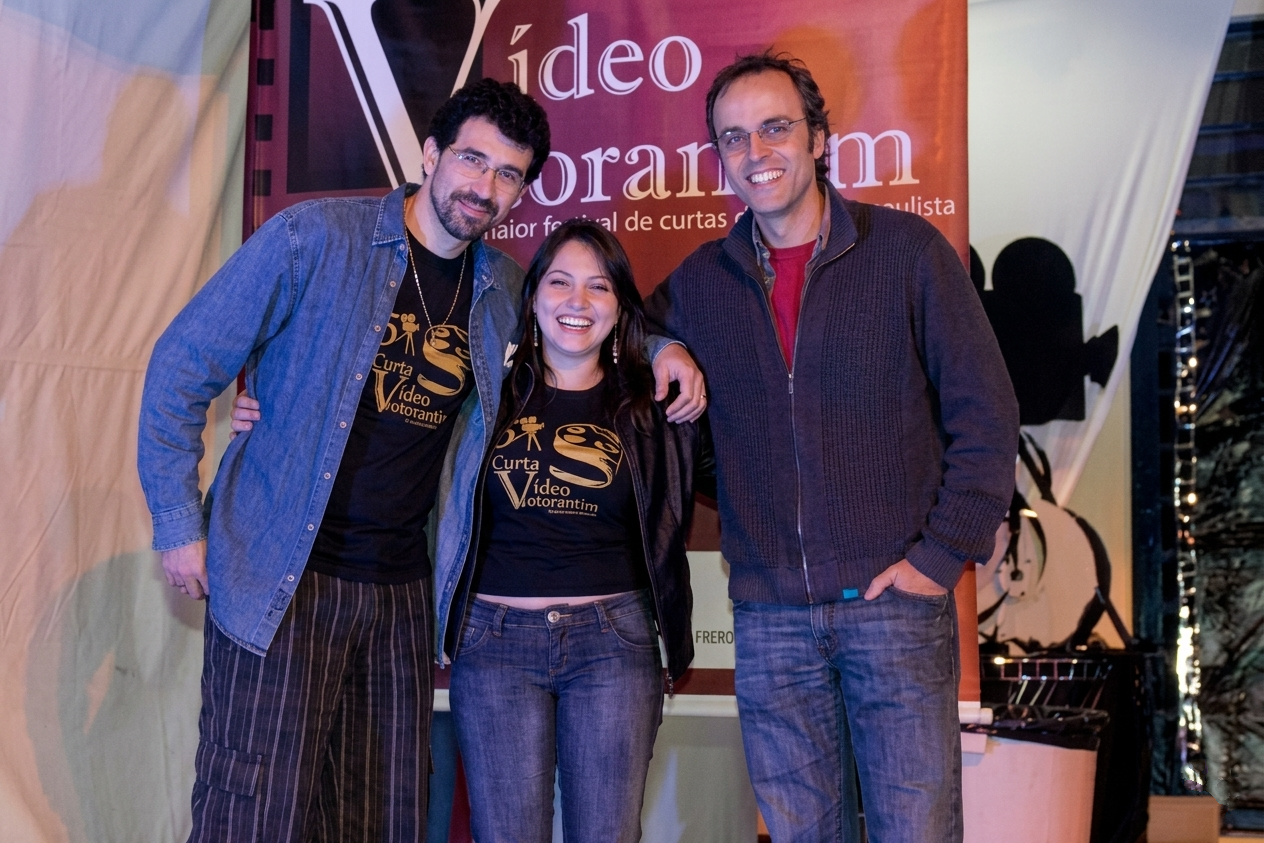 curta_video_t8hgjot8hgjot8hg